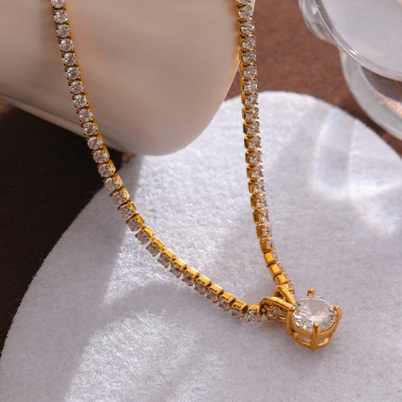 ^NEW 18K Gold Plated 2CT Solitaire Diamond Round Diamond Chain Necklace - Picture 1 of 8